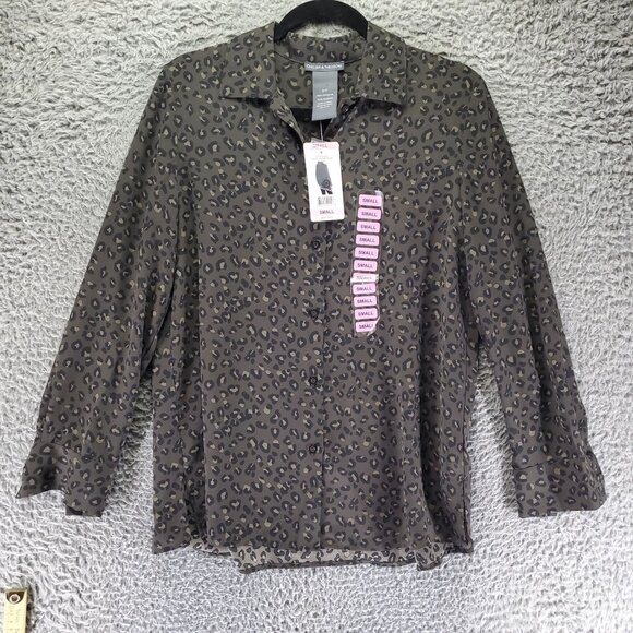 Chelsea & Theodore Top Womens Small Olive Green Leopard Print Button-Up *NWT* - Picture 1 of 11